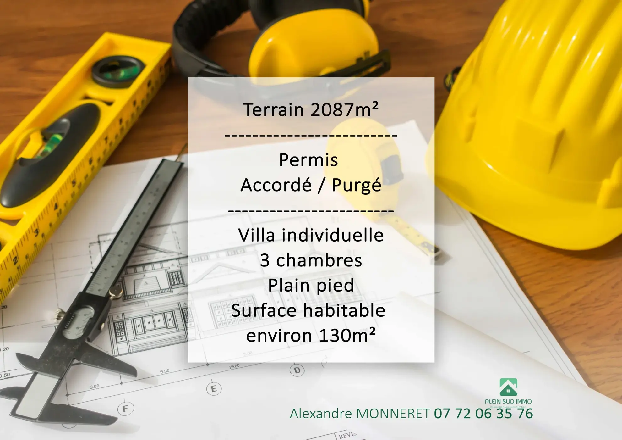 Terrain constructible à vendre à Grasse avec permis purgé, vue dégagée et projet de maison en L 