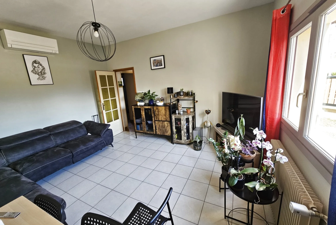 Maison à vendre à Le Coteau - 3 chambres, garage, calme, proximité centre-ville 