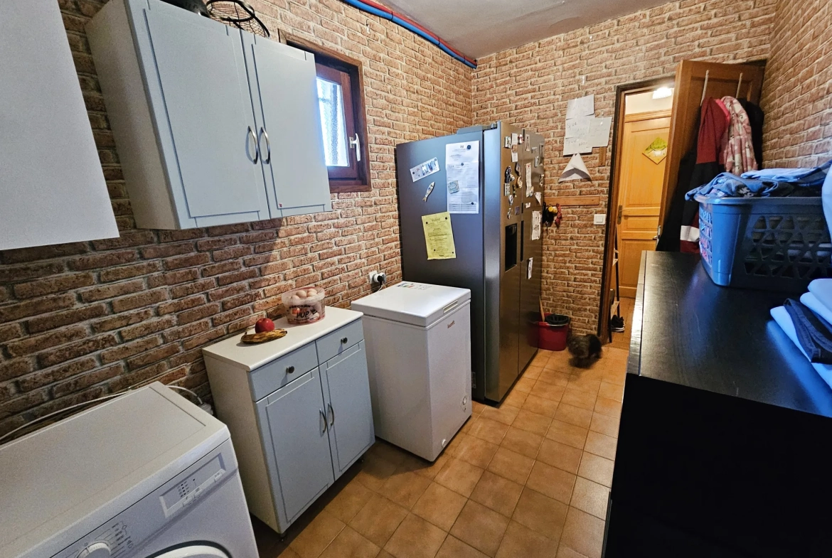 Maison à vendre à Le Coteau - 3 chambres, garage, calme, proximité centre-ville 