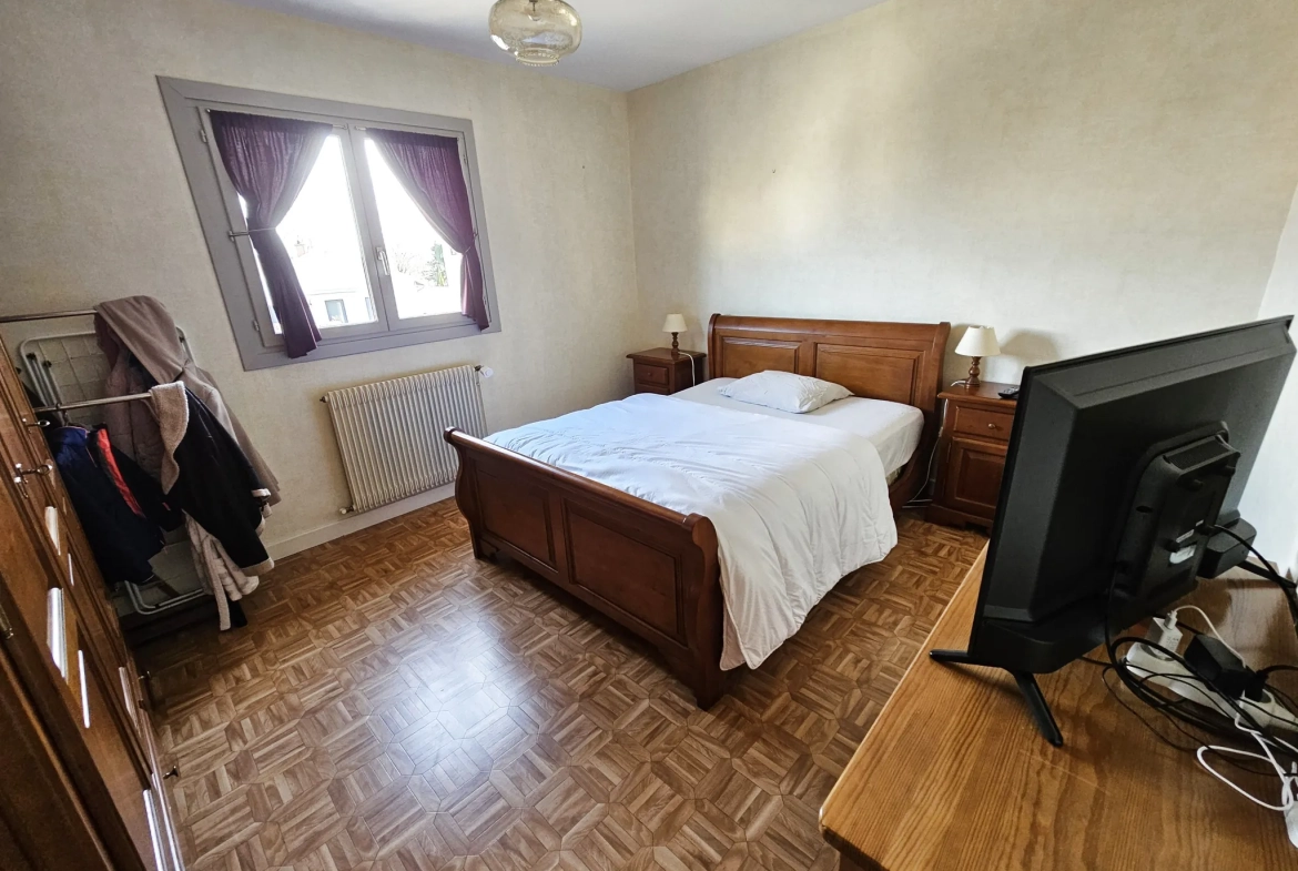 Maison à vendre à Le Coteau - 3 chambres, garage, calme, proximité centre-ville 