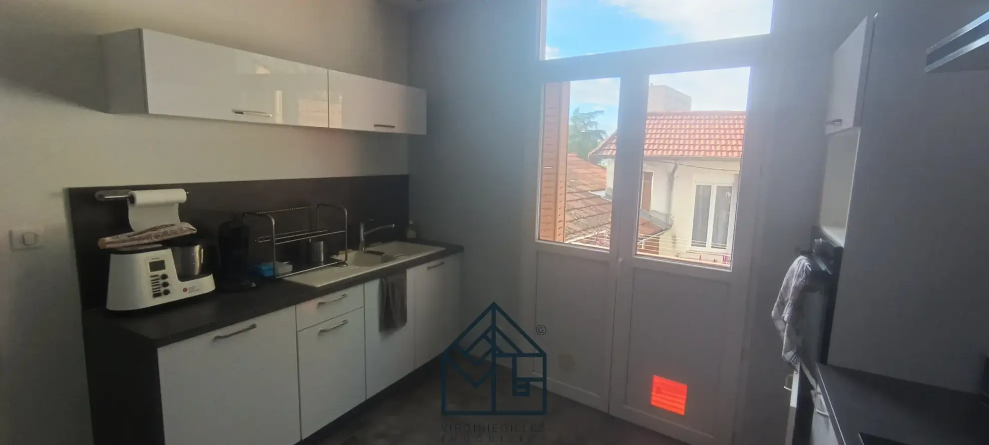 Appartement rénové à vendre à Le Coteau proche de Roanne, 88 m² 