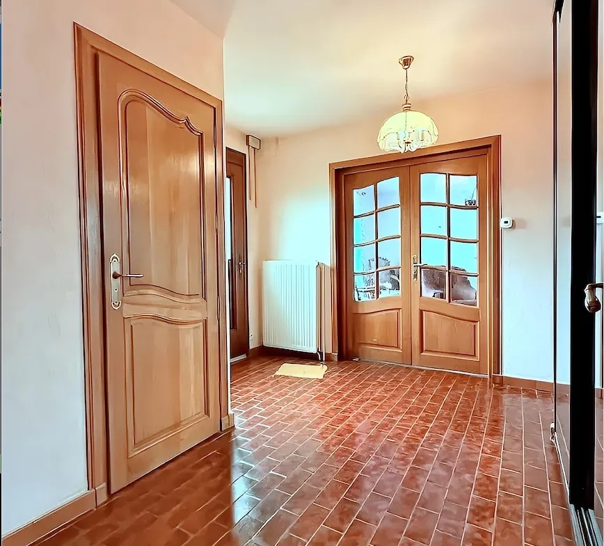Maison individuelle en briques avec 4 chambres à Jeumont - Secteur privilégié 