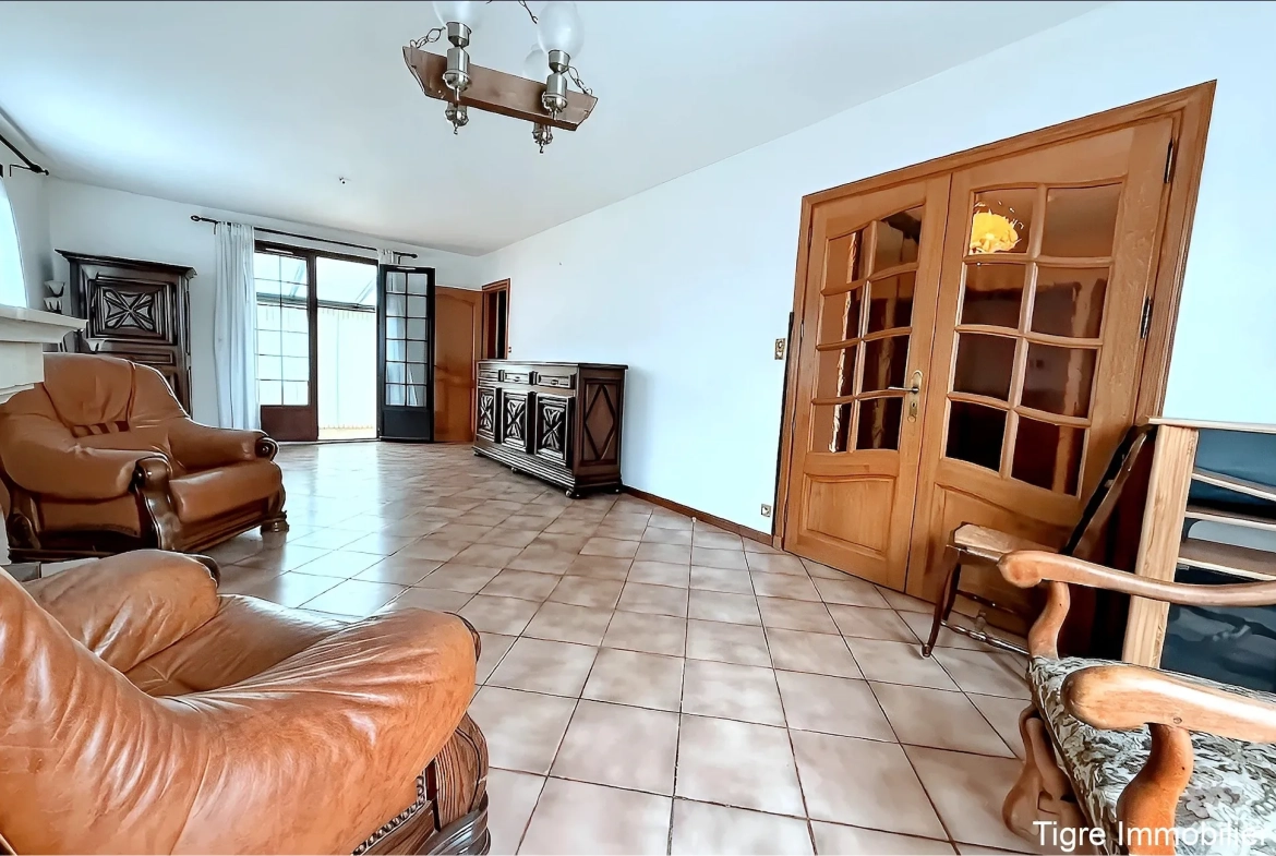 Maison individuelle en briques avec 4 chambres à Jeumont - Secteur privilégié 