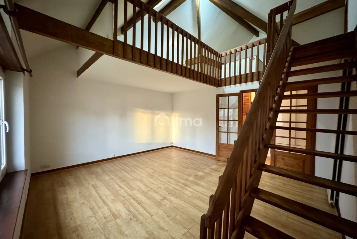 Maison briarde authentique de 215 m² proche Meaux, gare et Paris 