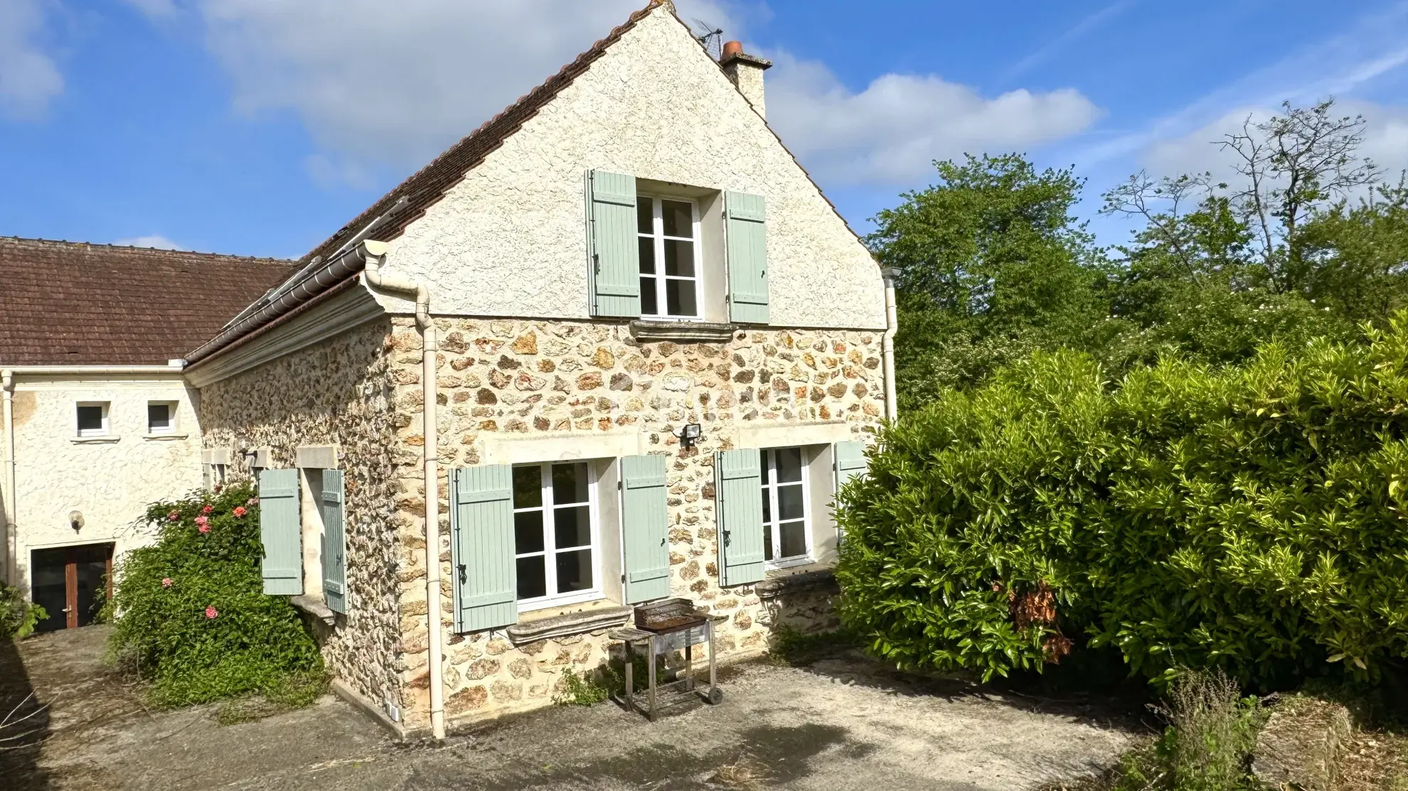 Maison briarde authentique de 215 m² proche Meaux, gare et Paris 