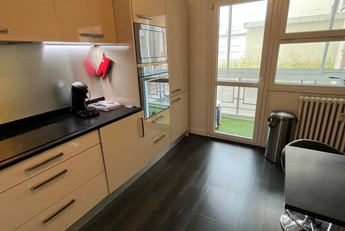 Appartement haut de gamme 108 m² à vendre à Saint-Étienne - Lumineux et rénové 