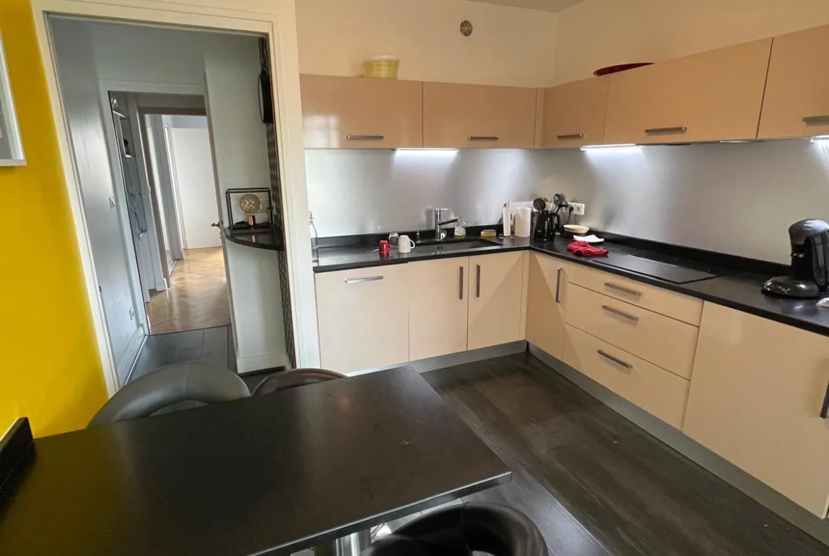 Appartement haut de gamme 108 m² à vendre à Saint-Étienne - Lumineux et rénové 