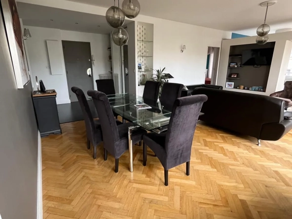 Appartement haut de gamme 108 m² à vendre à Saint-Étienne - Lumineux et rénové