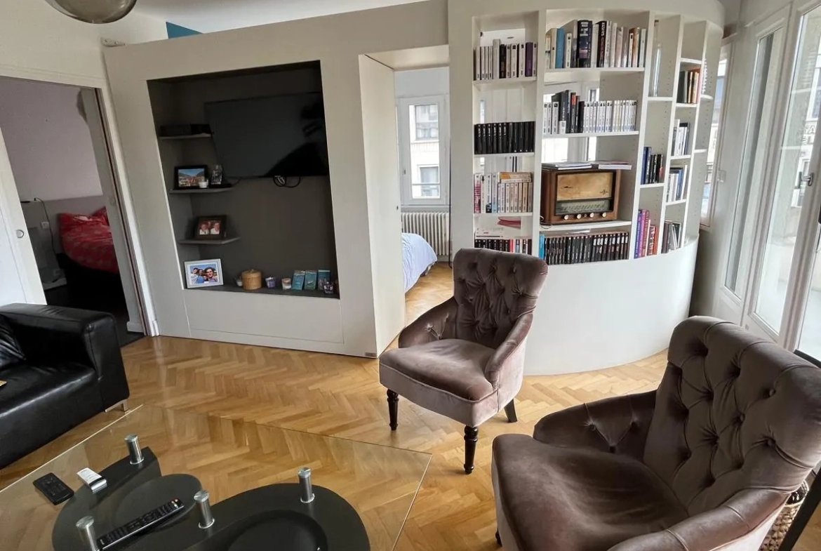 Appartement haut de gamme 108 m² à vendre à Saint-Étienne - Lumineux et rénové 