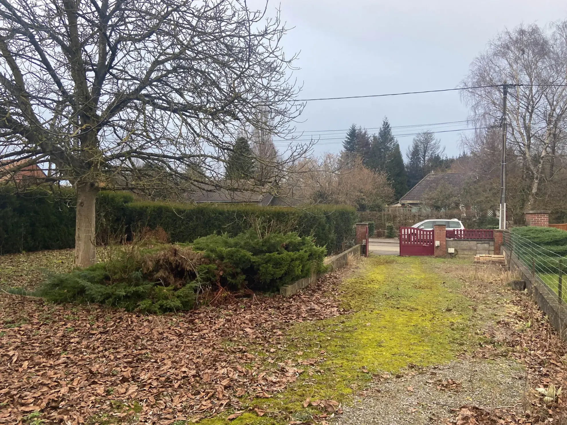 Maison à vendre à Jeumont avec grand terrain, 5 chambres, garage et terrasse 