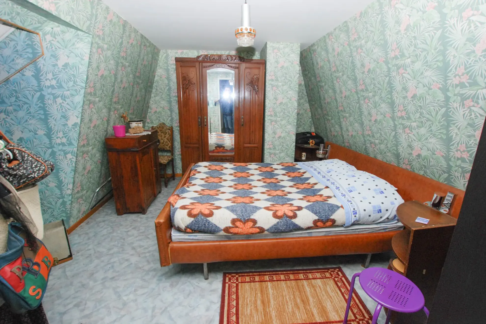 Maison à vendre à Jeumont avec grand terrain, 5 chambres, garage et terrasse 
