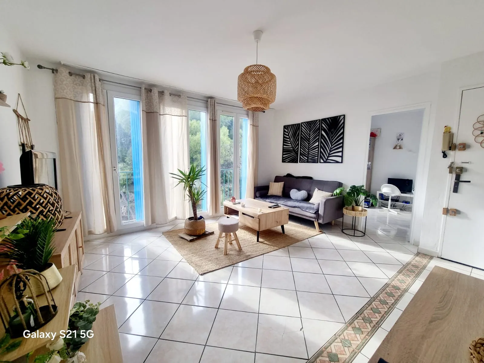 Investissement immobilier à Vitrolles : Appartement Type 4 de 66,80 m² loué avec cave 
