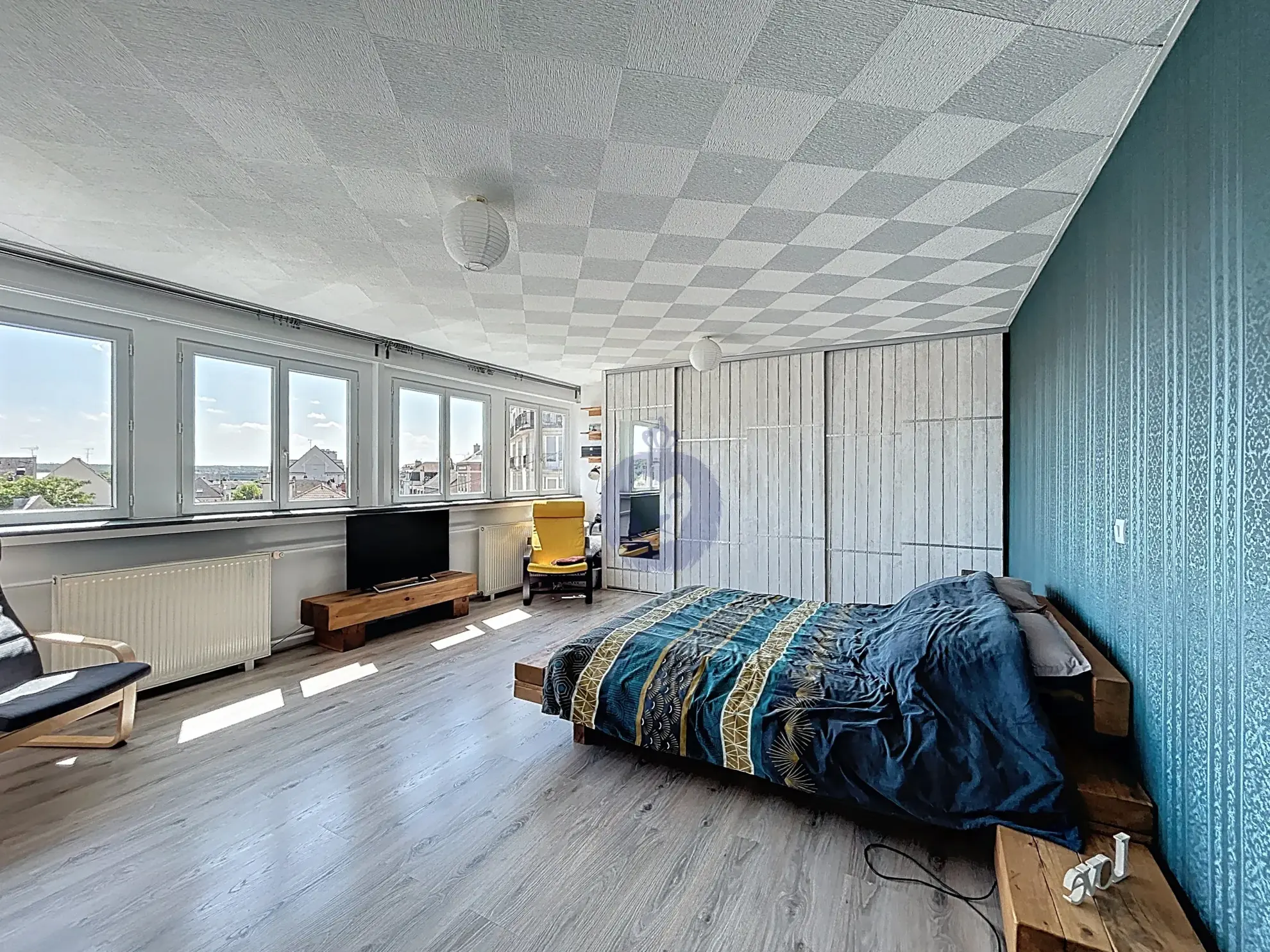 Appartement lumineux de 124 m² avec vue à Melun centre-ville 