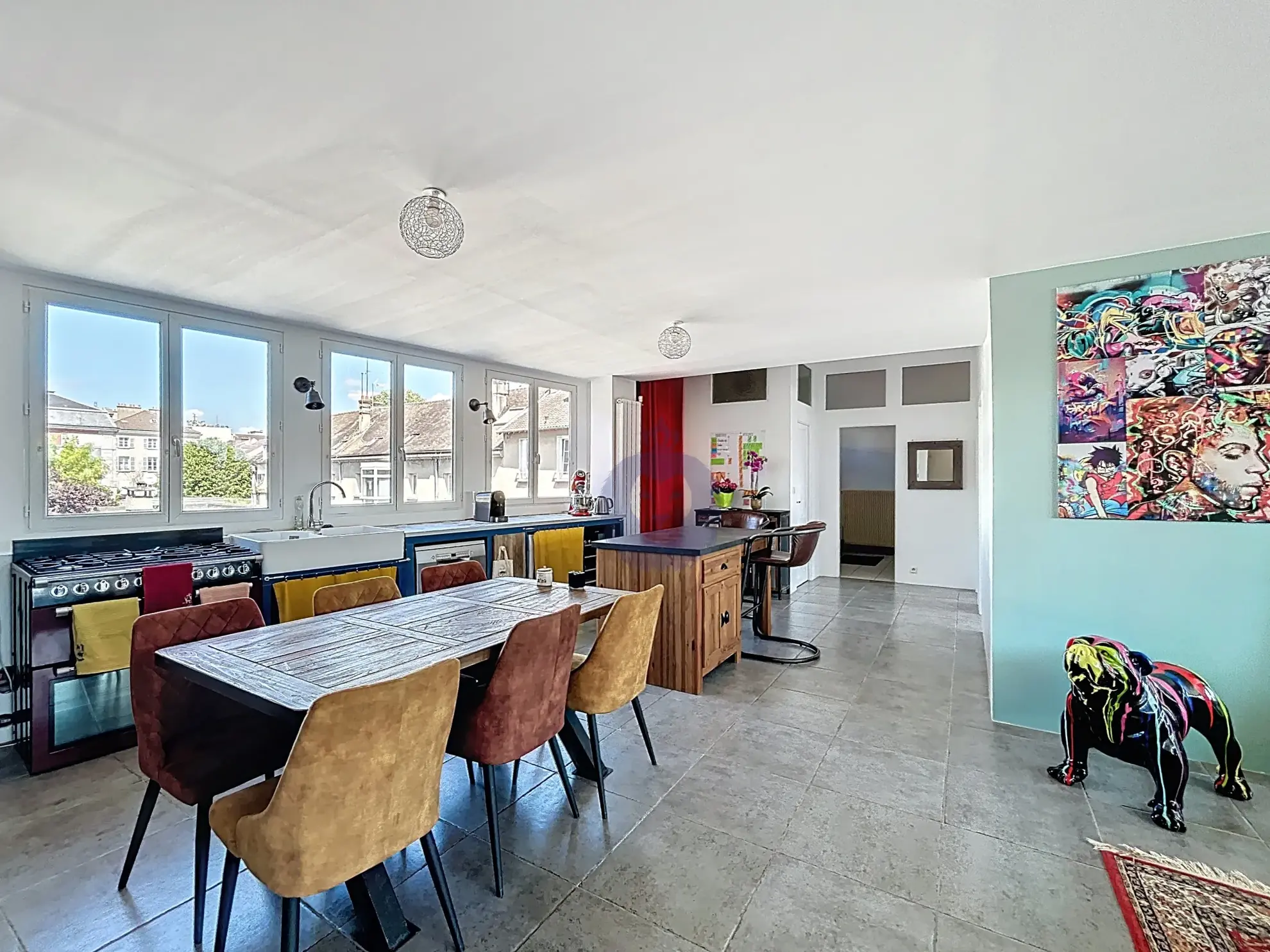 Appartement lumineux de 124 m² avec vue à Melun centre-ville 
