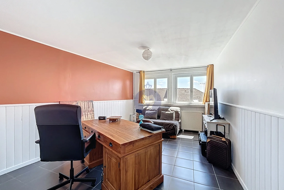 Appartement lumineux de 124 m² avec vue à Melun centre-ville 