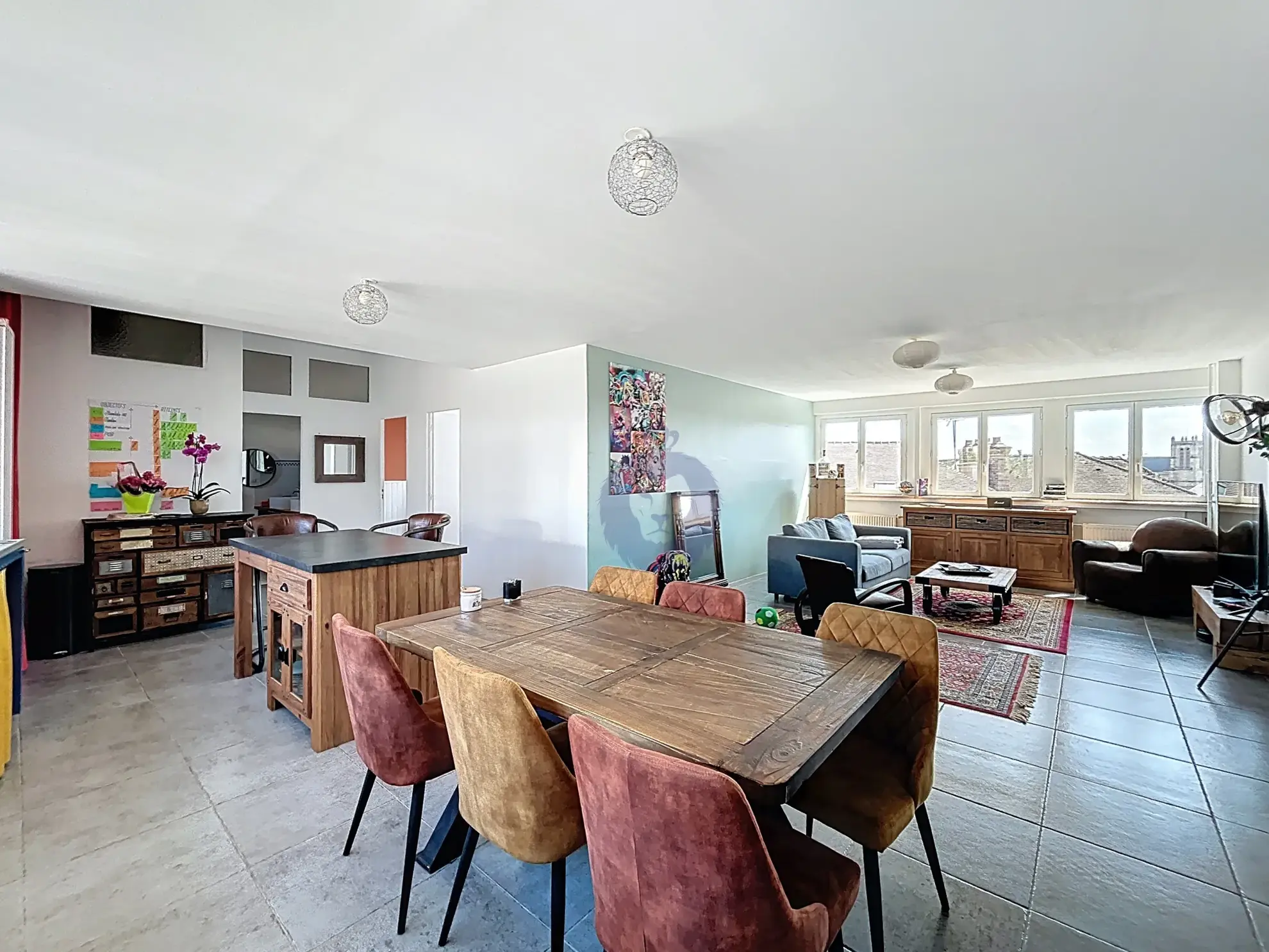 Appartement lumineux de 124 m² avec vue à Melun centre-ville 