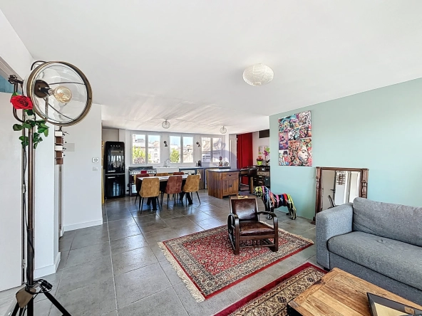 Appartement lumineux de 124 m² avec vue à Melun centre-ville