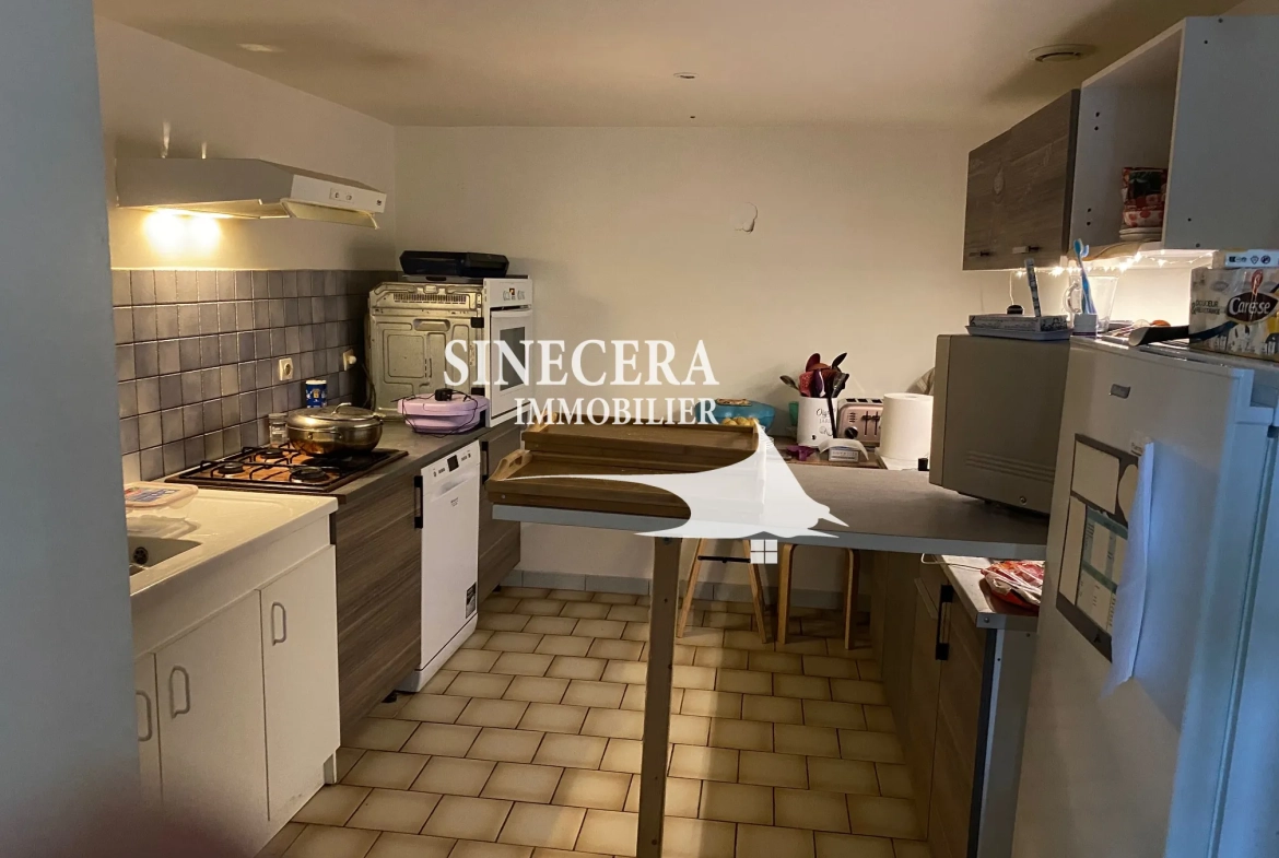 Ferme en pierre avec grange attenante à vendre à Celles, 4410 m² de terrain 