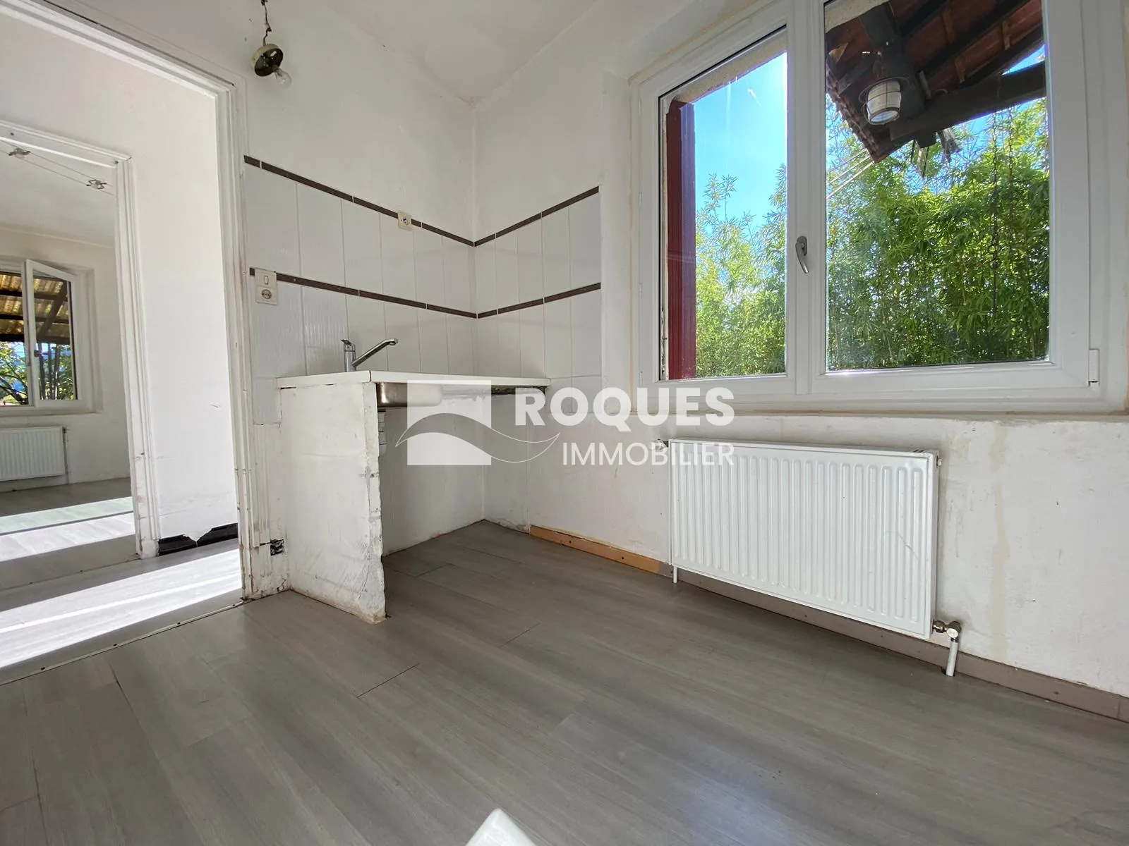 Villa à vendre de 106 m² avec terrasse et garage à Millau 