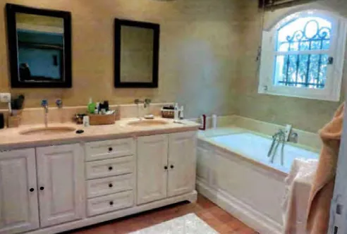 Villa T5 avec piscine et grand terrain à Opio - Vente aux enchères à partir de 150 000 € 