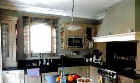 Villa T5 avec piscine et grand terrain à Opio - Vente aux enchères à partir de 150 000 € 