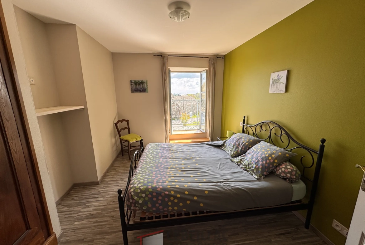 Maison de village rénovée avec 4 chambres à Cézens – Gîte de charme 
