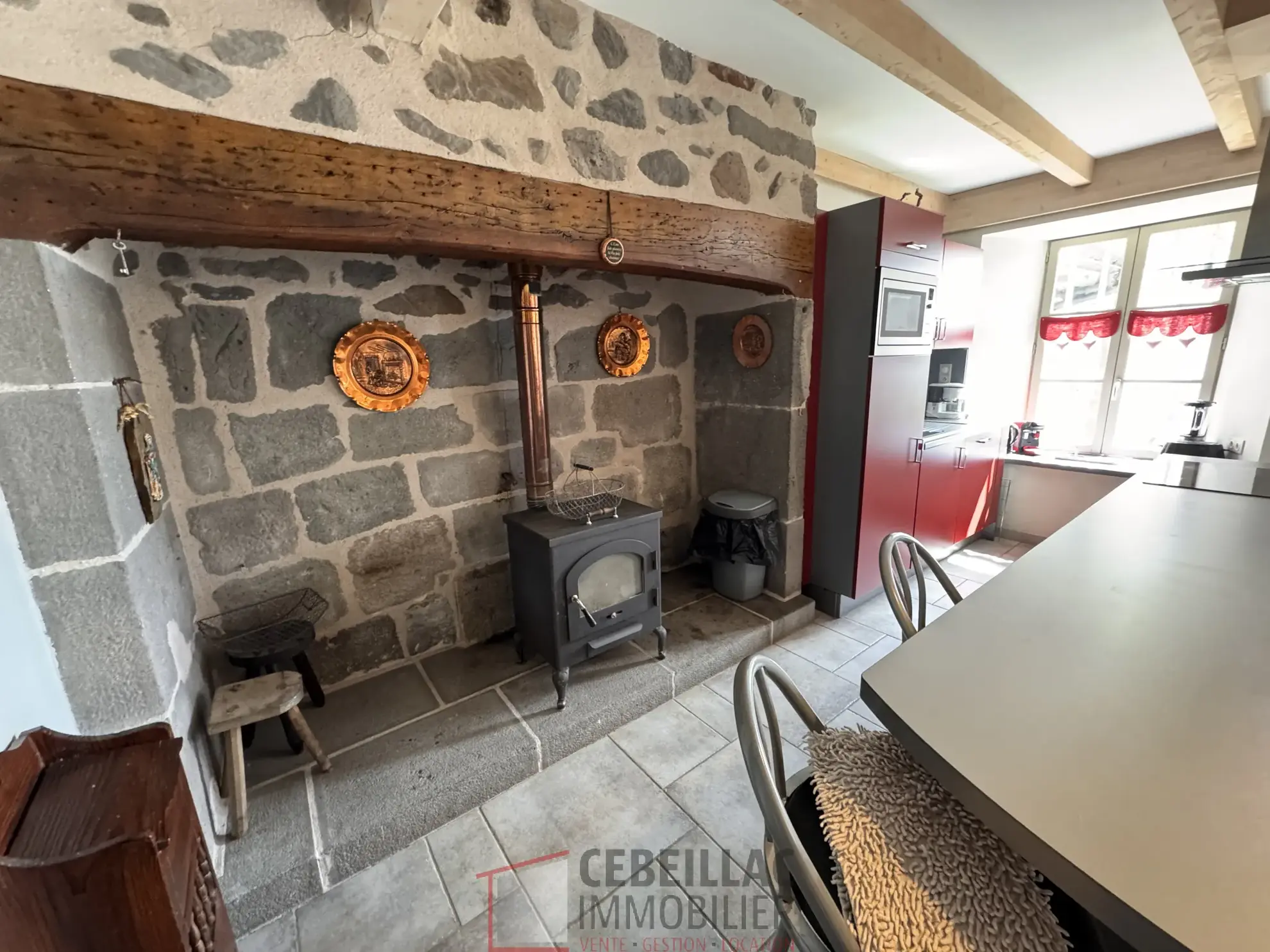 Maison de village rénovée avec 4 chambres à Cézens – Gîte de charme 