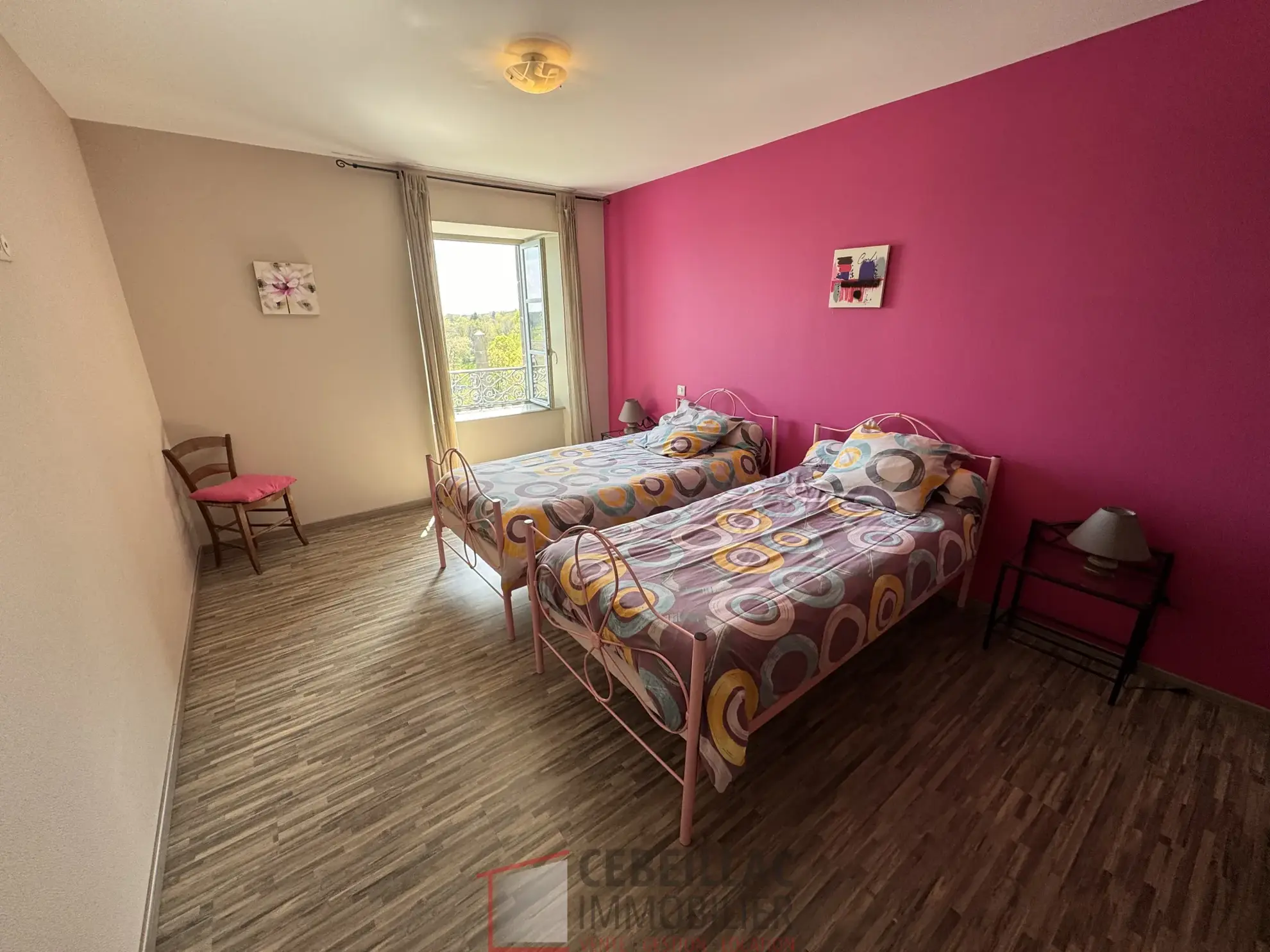 Maison de village rénovée avec 4 chambres à Cézens – Gîte de charme 