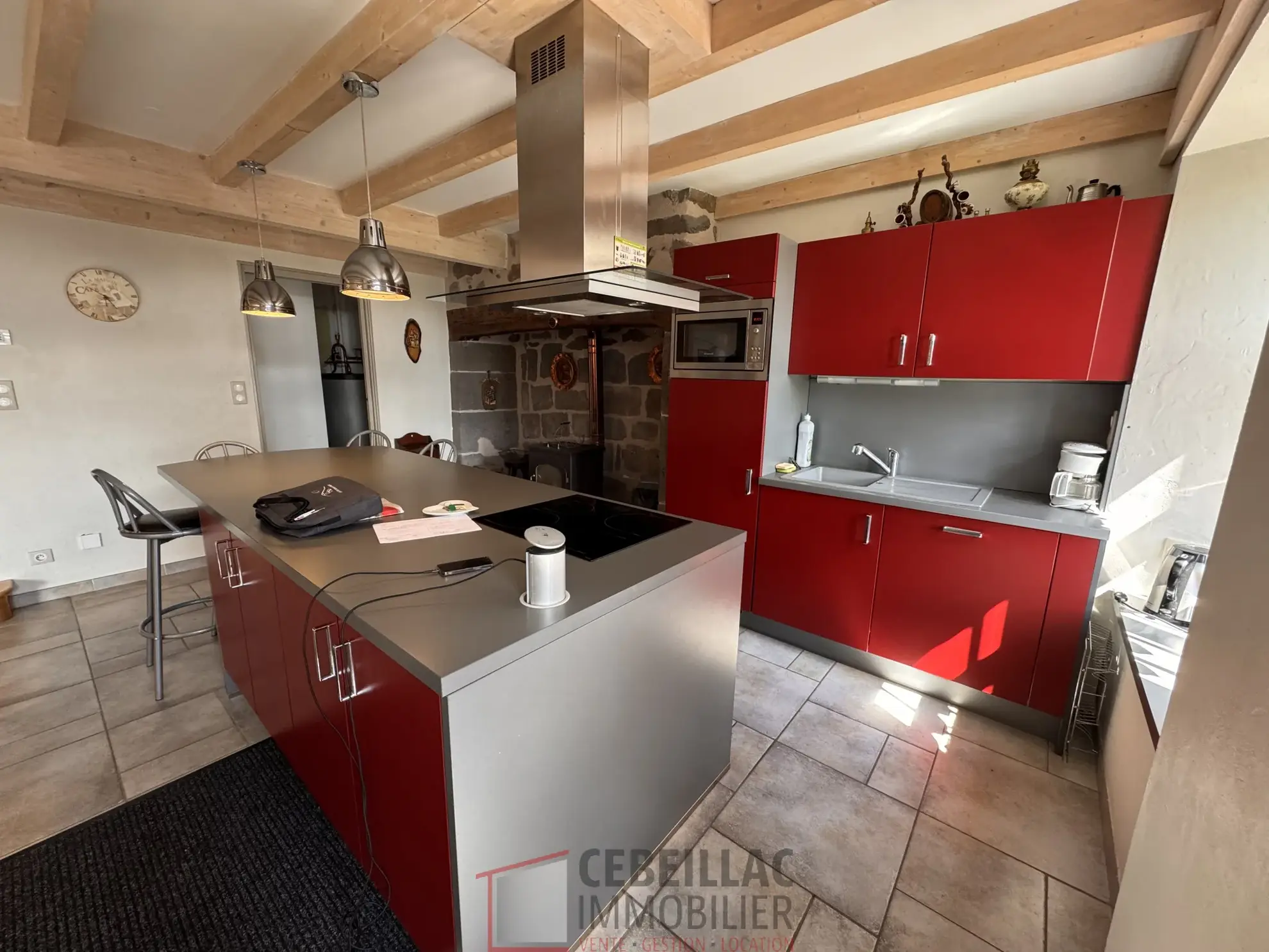 Maison de village rénovée avec 4 chambres à Cézens – Gîte de charme 