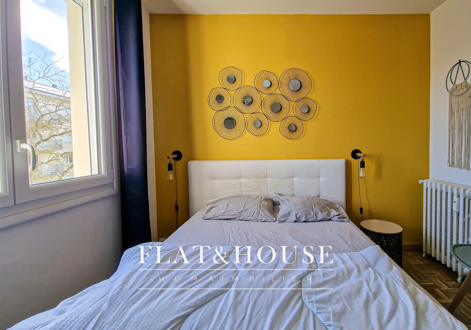 Appartement T4 rénové à Cholet avec balcon et cave, idéal investissement ou résidence principale 