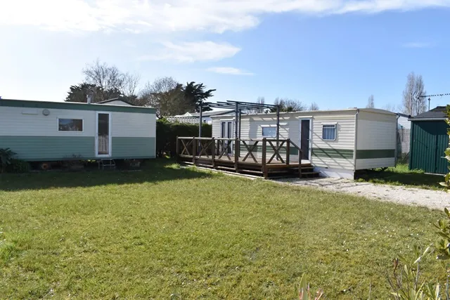 Terrain de loisirs avec mobil-homes à Saint Denis d'Oléron – Proximité plage et marché 