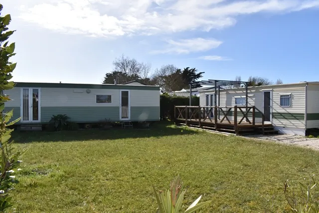Terrain de loisirs avec mobil-homes à Saint Denis d'Oléron – Proximité plage et marché 