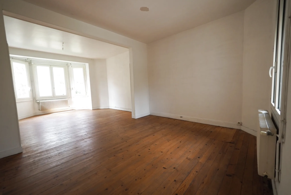 Maison à rénover de 90 m2 avec jardin à Marmande proche centre 