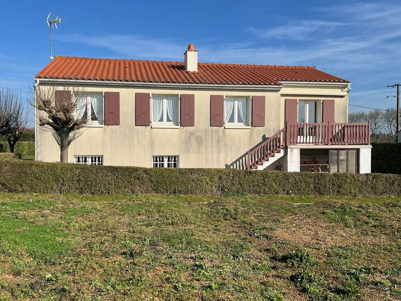 Maison à Sainte Hermine de 105 m² avec jardin, garage et terrasse 