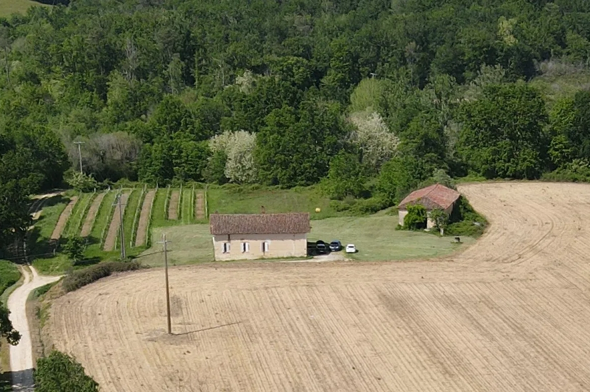 Maison en pierre de 118 m² à rénover avec terrain à Betbezer d'Armagnac 