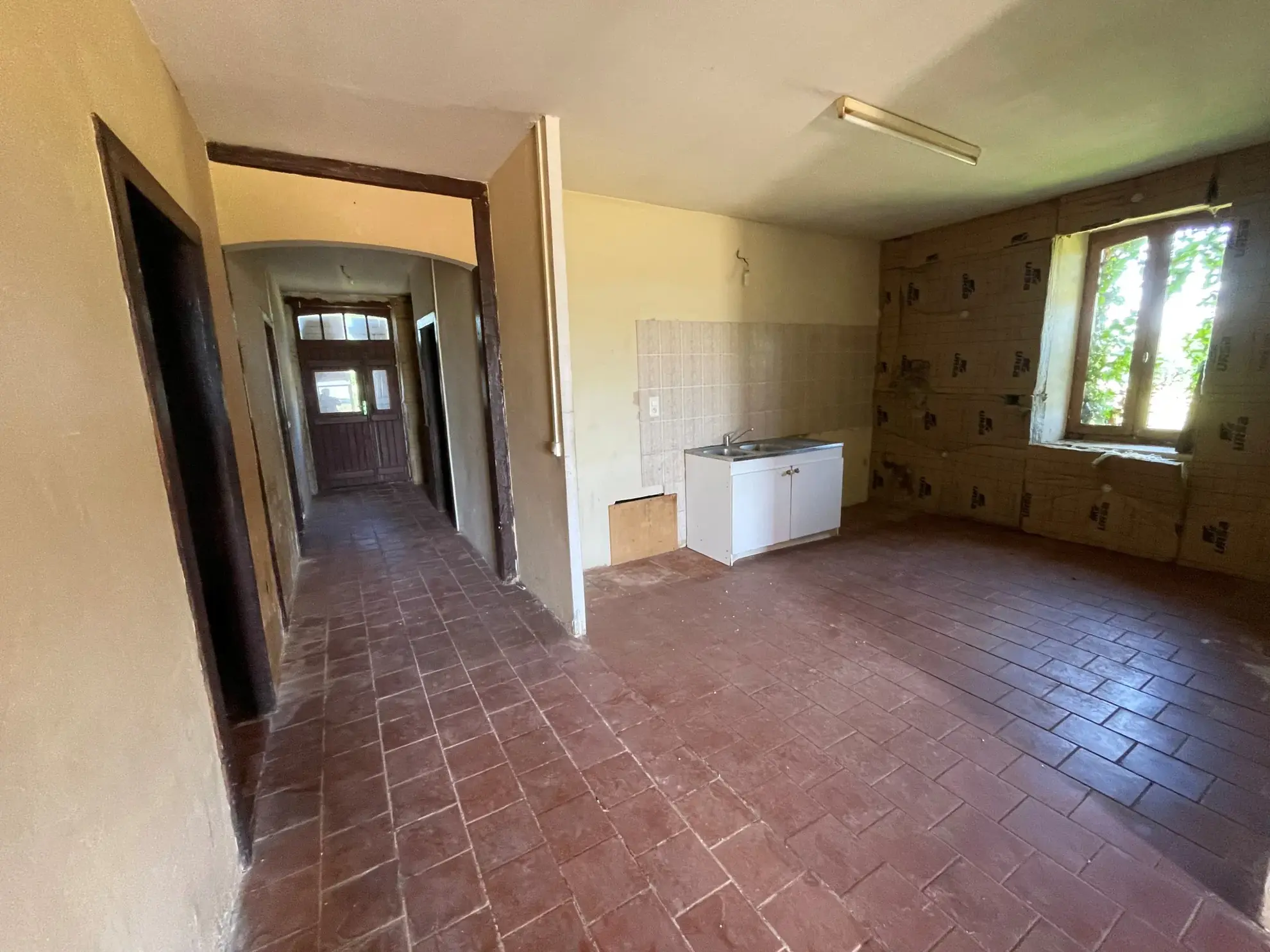 Maison en pierre de 118 m² à rénover avec terrain à Betbezer d'Armagnac 