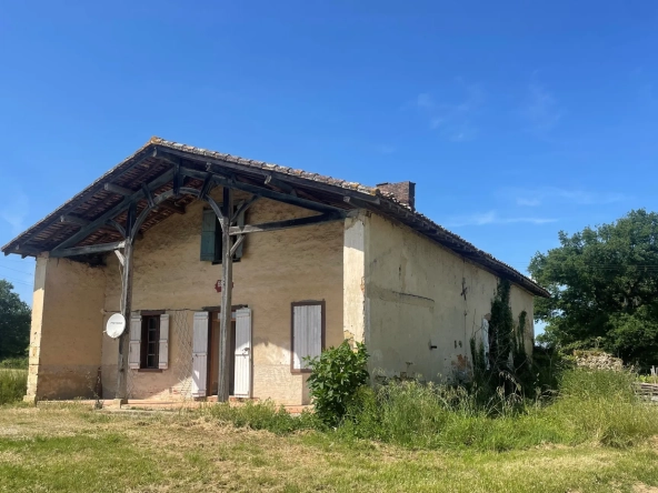 Maison en pierre de 118 m² à rénover avec terrain à Betbezer d'Armagnac