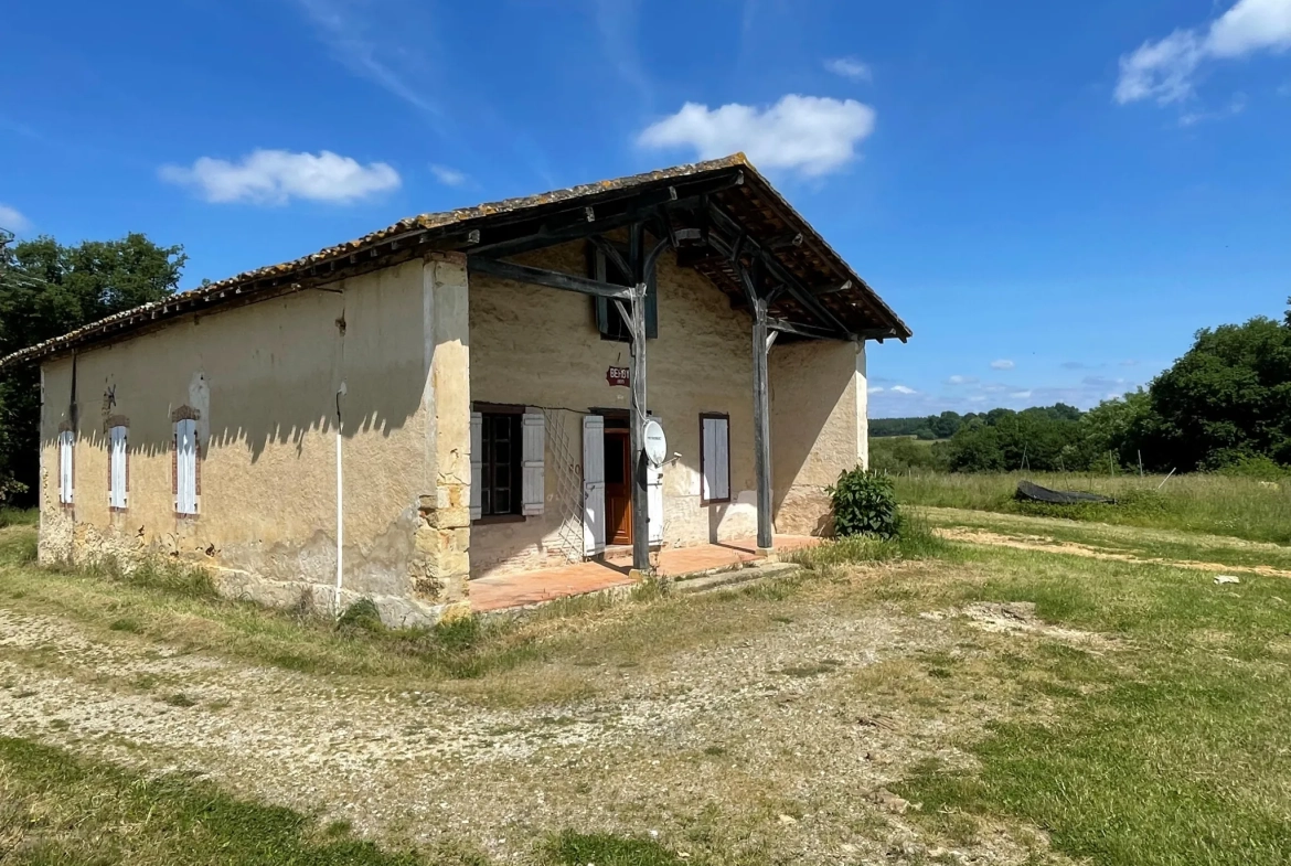 Maison en pierre de 118 m² à rénover avec terrain à Betbezer d'Armagnac 