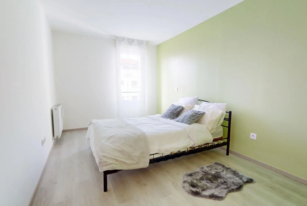 Appartement F3 avec balcon et parking à Drancy Centre-Ville 