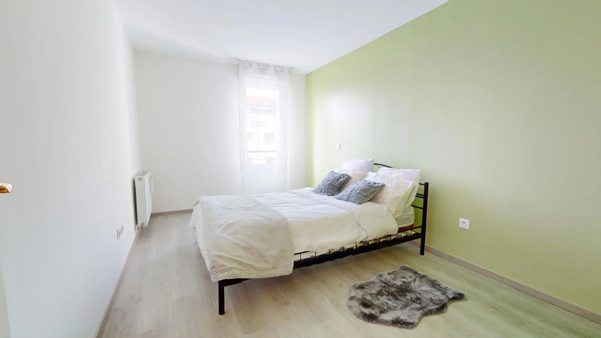 Appartement F3 avec balcon et parking à Drancy Centre-Ville 