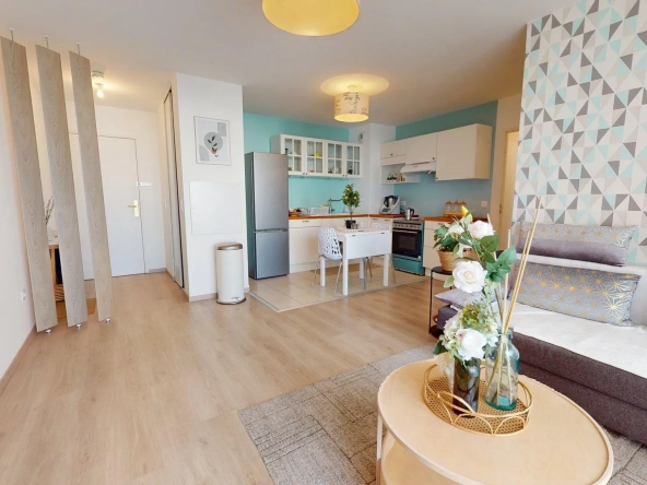 Appartement F3 avec balcon et parking à Drancy Centre-Ville