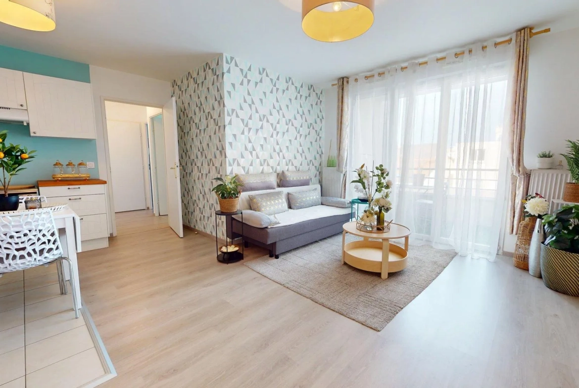 Appartement F3 avec balcon et parking à Drancy Centre-Ville 