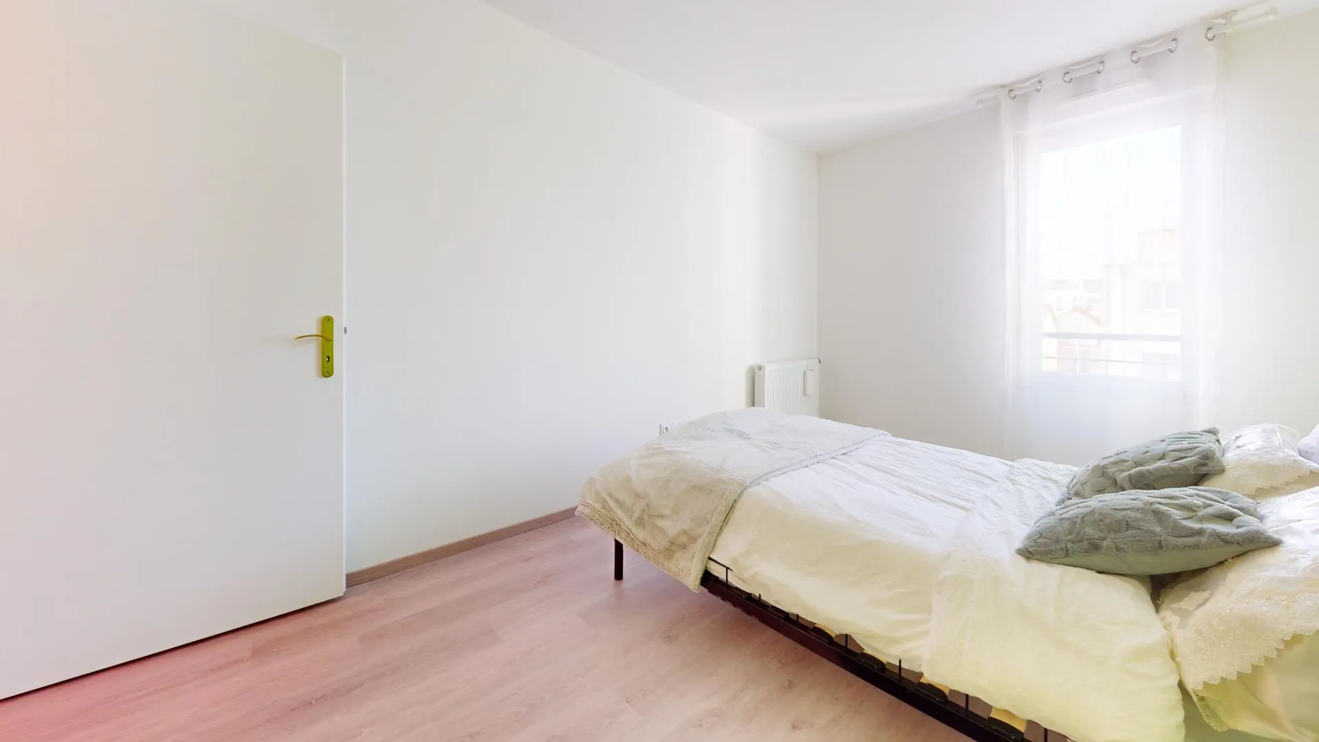 Appartement F3 avec balcon et parking à Drancy Centre-Ville 