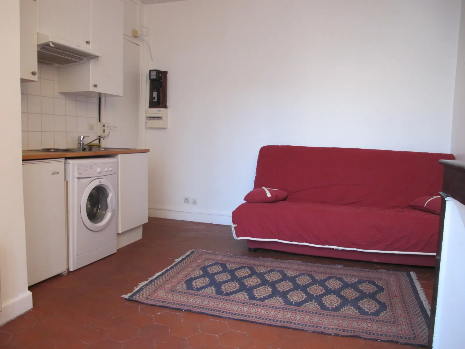 Studio à vendre rue Falguière, Paris 75015, rénové, calme, faible charges, proximité Montparnasse 