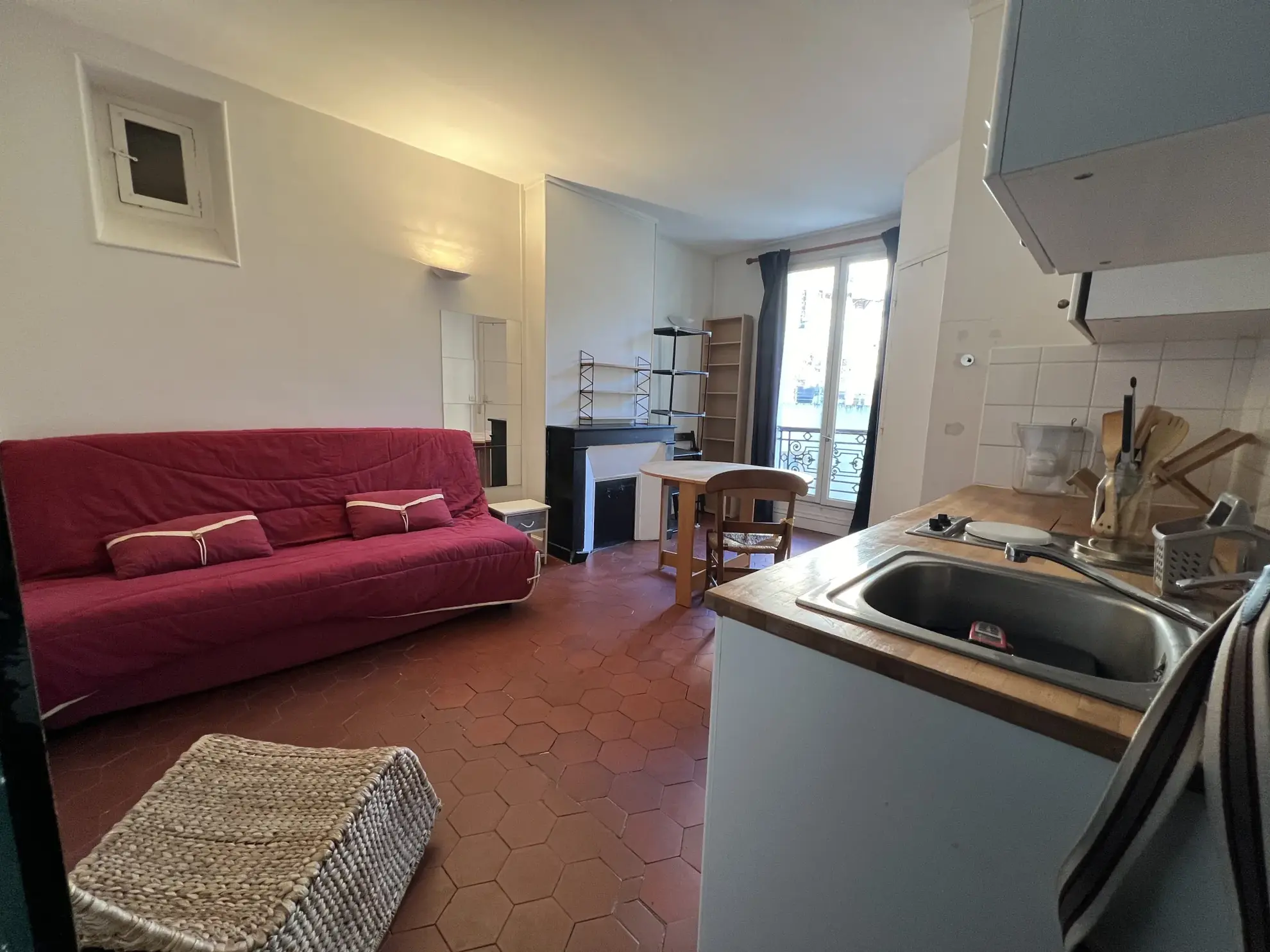 Studio à vendre rue Falguière, Paris 75015, rénové, calme, faible charges, proximité Montparnasse 