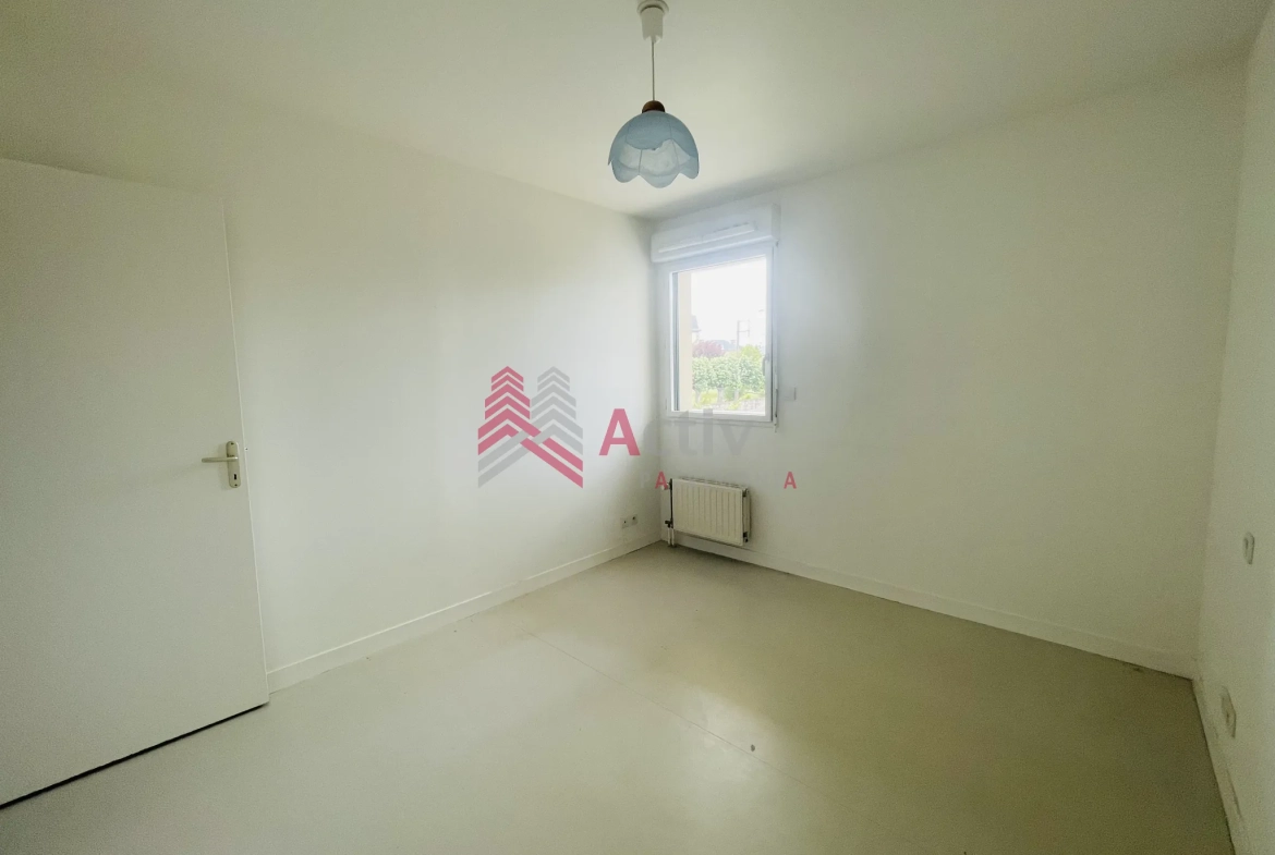 Appartement T2 à vendre à Plancoet avec balcon, cave et garage - résidence sécurisée 
