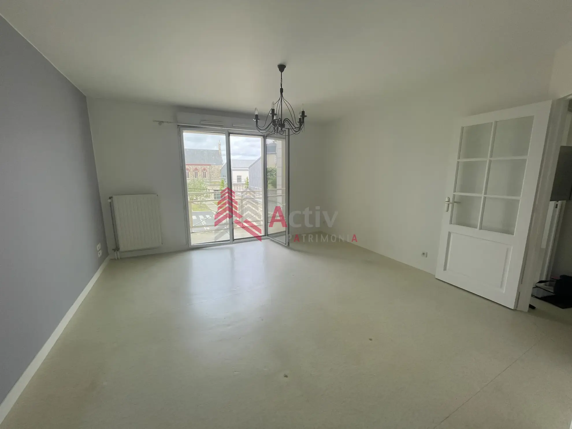 Appartement T2 à vendre à Plancoet avec balcon, cave et garage - résidence sécurisée 