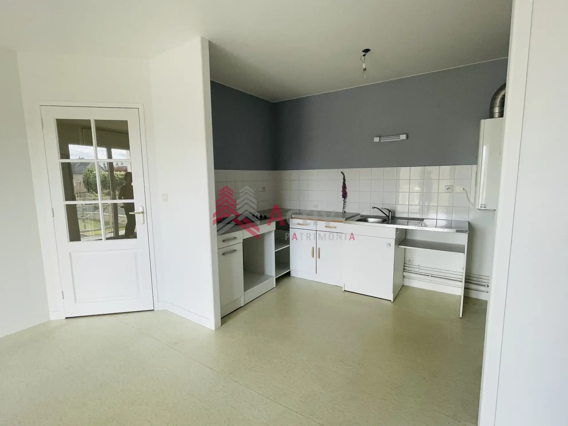 Appartement T2 à vendre à Plancoet avec balcon, cave et garage - résidence sécurisée 