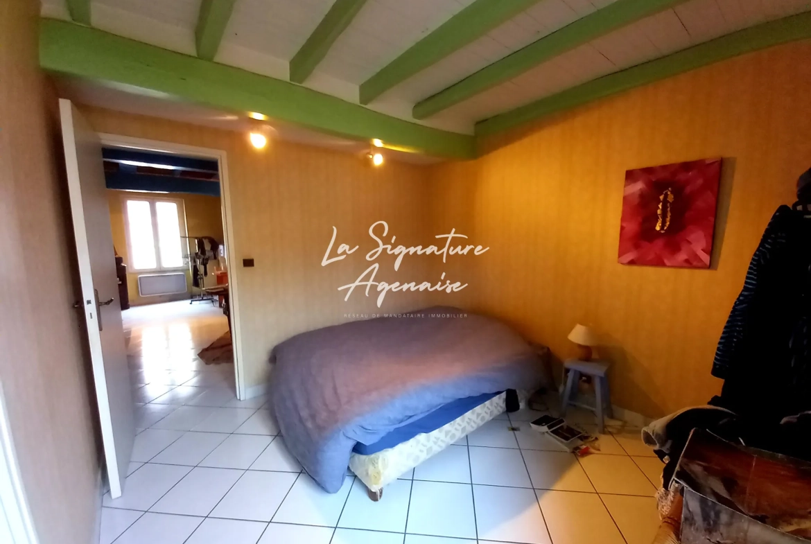 Maison de ville avec terrasse en centre-ville d'Agen à vendre 