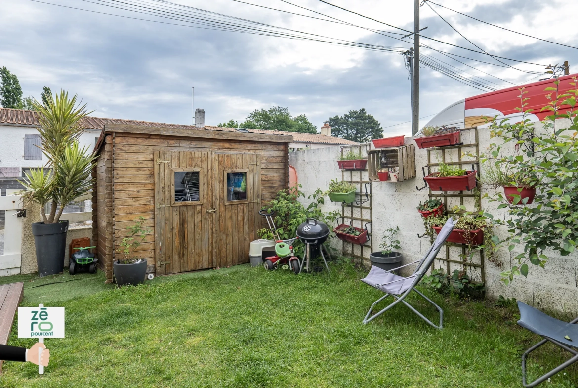 Maison familiale de 82 m² à Bouguenais avec jardin et proximité commodités 